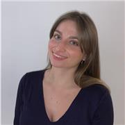 Etudiante en Psychologie diplômée d'un baccalauréat littéraire donne des cours de français, anglais et allemand à Toulon, de niveau primaire à lycée